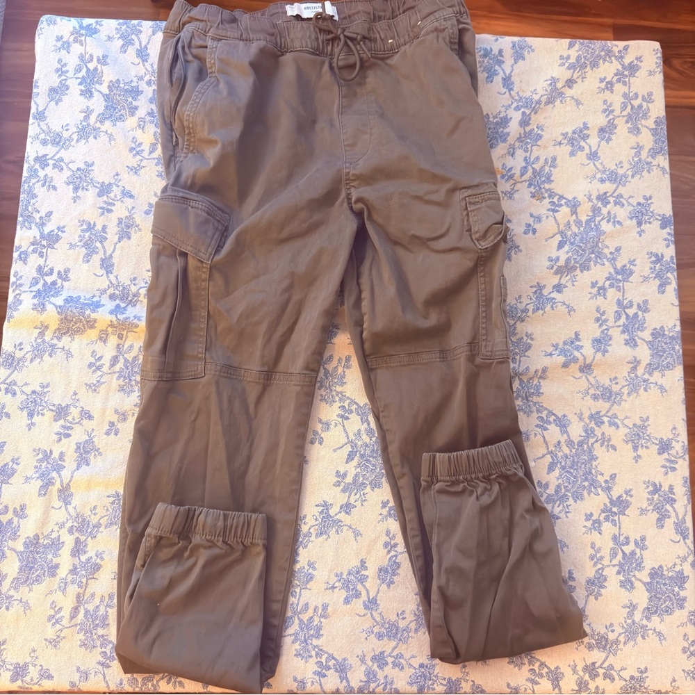 Hollister Men's Cargo Pants - Khaki